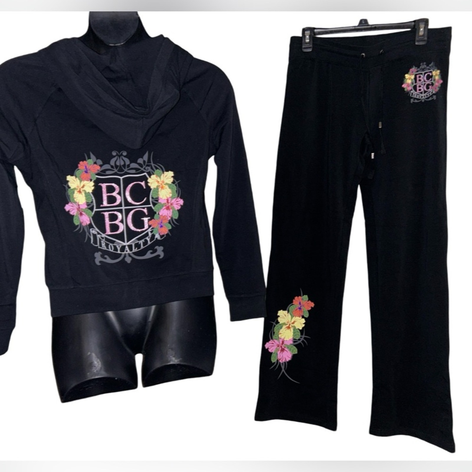 Bcbg Black Tracksuit “Bcbg Royalty”’ Hibiscus Flowers & Rhinestone Accents Nwt
